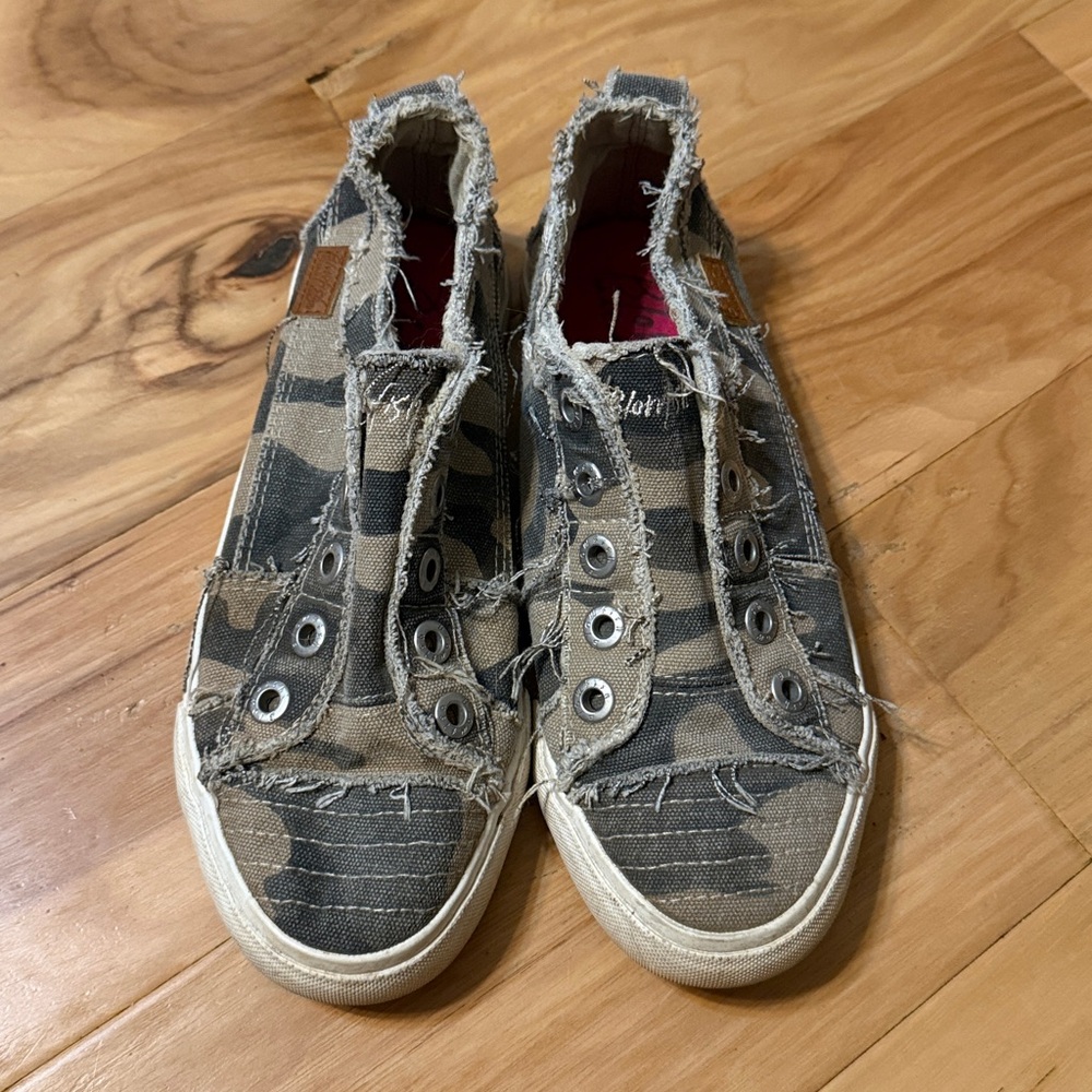 Blowfish Sneakers